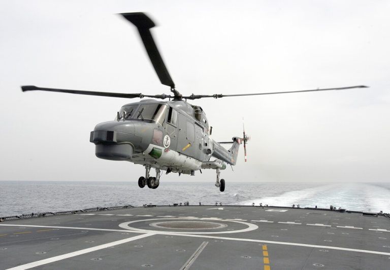 Der Hubschrauber einer deutschen Fregatte war zur Aufklärung unterwegs. ⇒AP