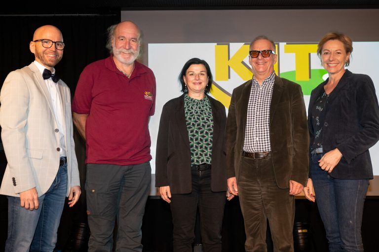 Koordinator Thomas Stubler, Obmann Gebhard Barbisch, stellvertredende Obfrau Susanne Wallner, stellvertretender Obmann Günther Watzenegger und Landesrätin Martina Rüscher (v.l.). ⇒kit