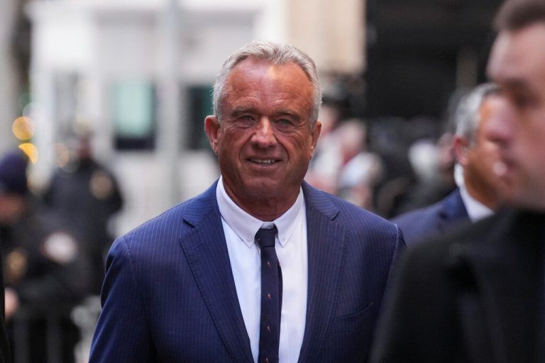 Robert F. Kennedy Jr. gilt als vehementer Impfgegner.⇒REUTERS/Adam Gray