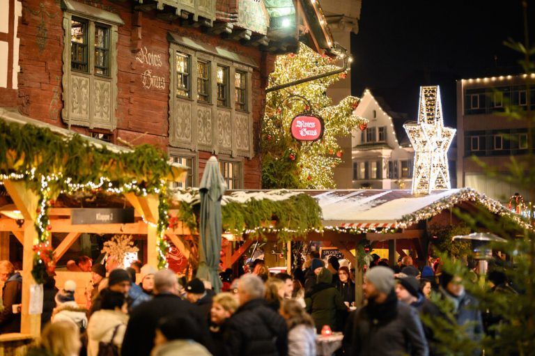 Zum Abschluss der Führung gibt es ein warmes Getränk im „Roten Haus“. ⇒RHOMBERG/DORNBIRN TOURISMUS