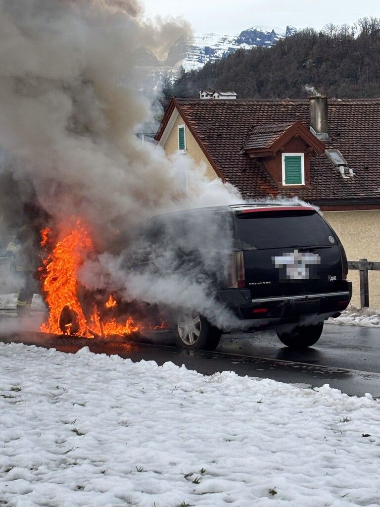Am Auto entstand ein Totalschaden.⇒kpstg
