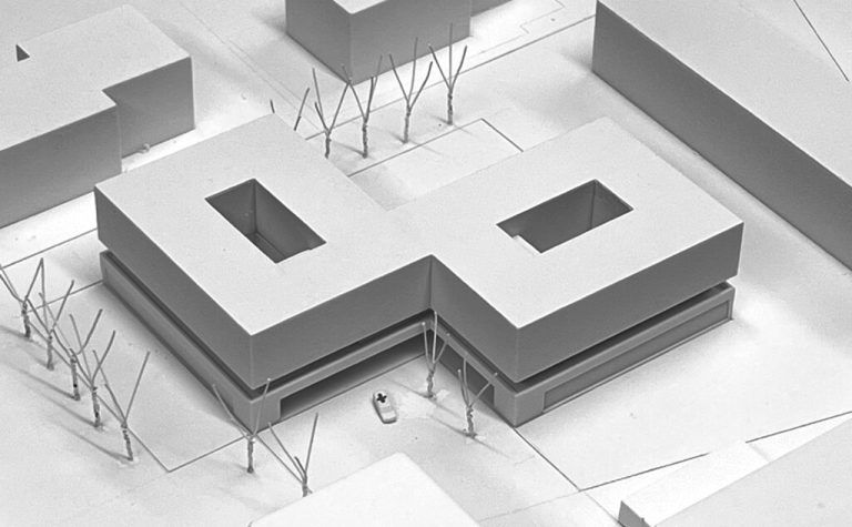Das Modell des Sozialzentrums Brachsenweg. ⇒Dorner Matt Architekten