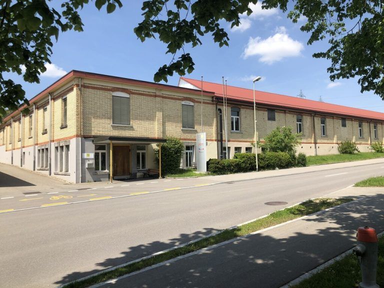 Die zur Getzner Textil AG gehörende WR Weberei Russikon in der Schweiz steht vor dem Aus.⇒WR Weberei Russikon