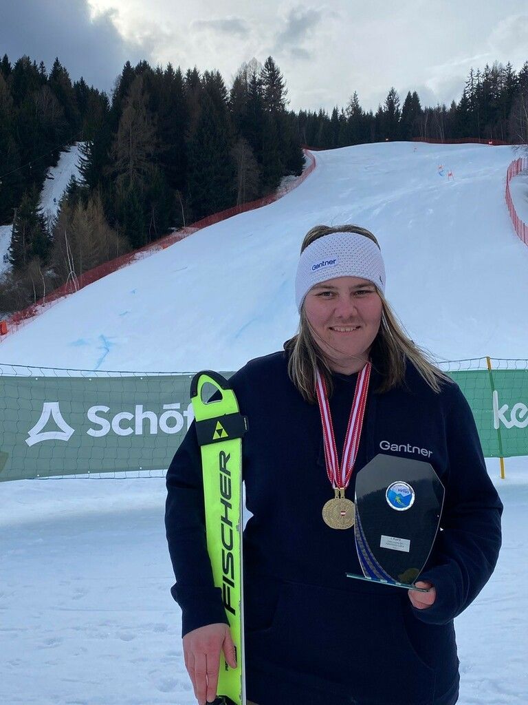 Eva-Maria Dünser durfte sich bei den ÖBSV-Staatsmeisterschaften Ski Alpin über vier Goldmedaillen freuen.⇒Privat