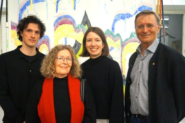 Künstler Marcel Heise, Künstlerin Maria Jansa, die neue Präsidentin der Künstlervereinigung Sarah Kirsch und Roland Haas vom „SilvrettAtelier Montafon“.⇒RITTER (7)