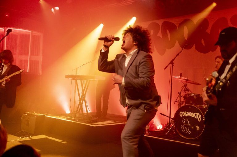 Cordoba78 mit Sänger Sossella auf der letztjährigen Pre-Silvester-Party.⇒Furxer (2)