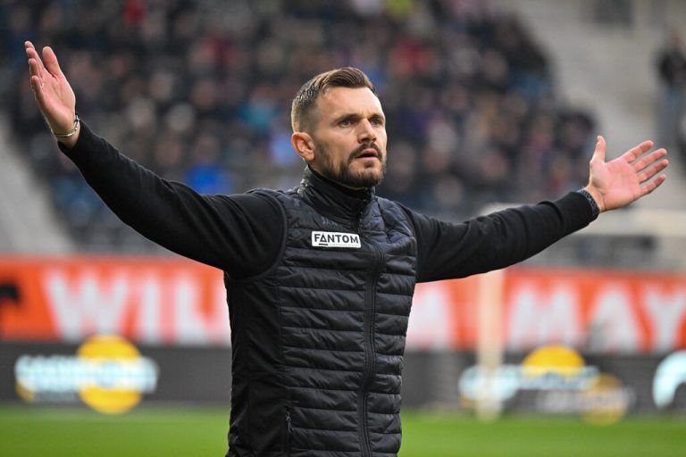 Altach-Trainer Fabio Ingolitsch möchte heute mit seinem Team endlich den heiß ersehnten Befreiungsschlag schaffen.⇒GEPA