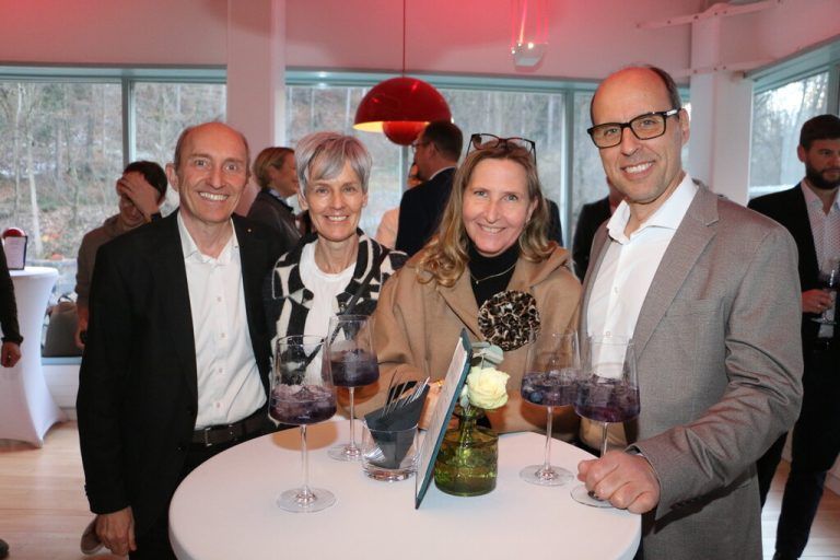 Bestens gelaunt: Ernst und Silvia Ellensohn, Gerlinde und Daniel Lang.⇒LUTZ (7)