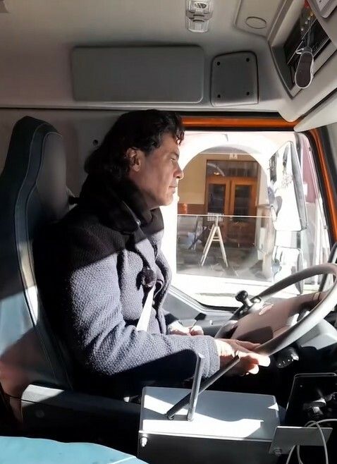 Manfred Rädler am Steuer.⇒stadt fk