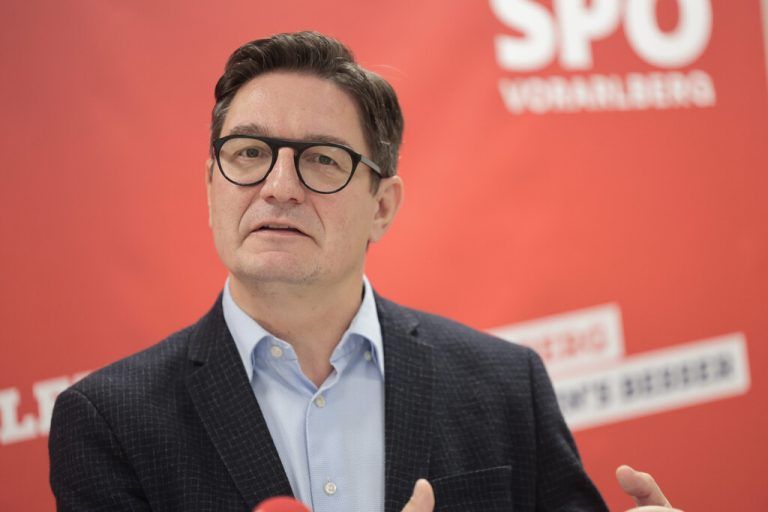 SPÖ-Abgeordneter Reinhold Einwallner stellte dem Landeshauptmann eine Anfrage.⇒Hartinger
