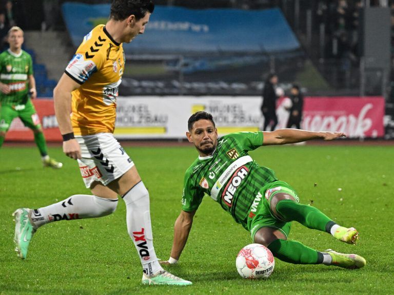 Abwehrspieler William Rodrigues hat seinen Vertrag bei Austria Lustenau bis Sommer 2026 verlängert. Der Brasilianer wechselte im August des vergangenen Jahres an den Rhein und hat bisher 23 Pflichtspiele für die Grün-Weißen absolviert. ⇒GEPA
