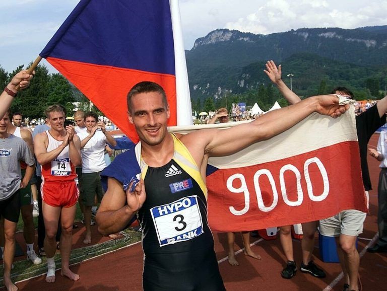 Am 27. Mai 2001 durchbrach Roman Seberle in Götzis die 9000-Punkte-Schallmauer. Ein Tag für die Ewigkeit. ⇒Stiplovsek