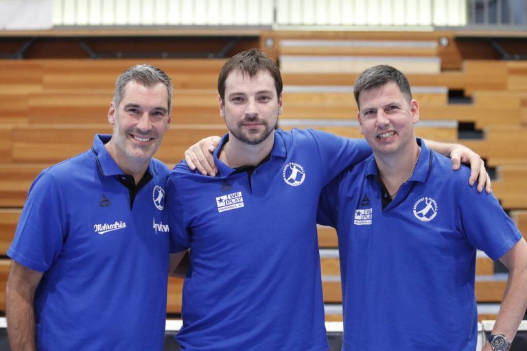 Das Trainerteam von Bregenz Handball: Torwarttrainer Niko Marinovic, Marko Tanasković und Markus Rinnertaler (v.l.).⇒.Verein