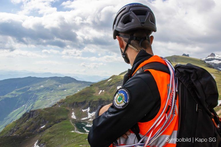 Der Vorarlberger stürzte 240 Meter weit ab.⇒Kapo St. gallen