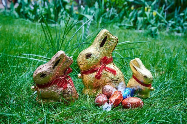 Die Preissteigerung geben Konzerne wie Lindt & Sprüngli an die Endkunden weiter.⇒APA/dpa/Annette Riedl