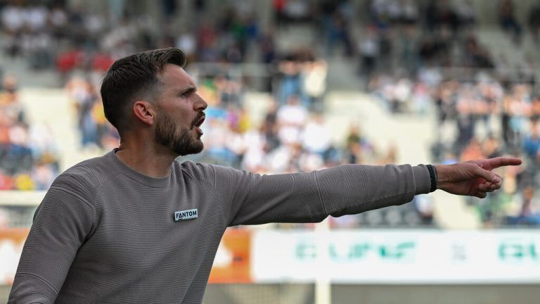 Immer noch kein Heimsieg unter seiner Ära: SCR-Altach-Trainer Fabio Ingolitsch.⇒GEpa/Lerch (2)