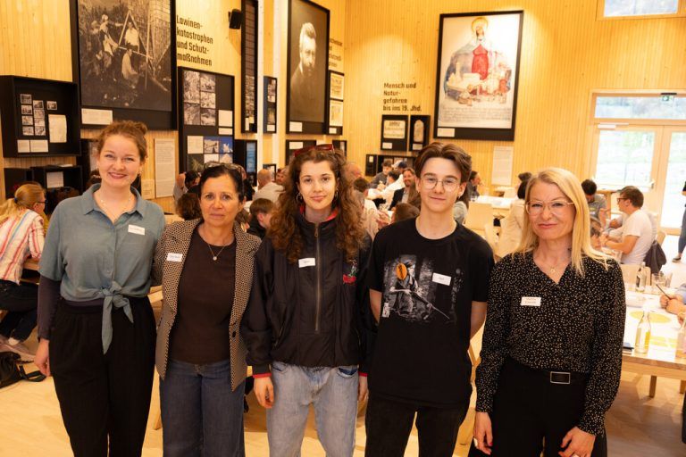 Kira Hoffmann, Elke Martin, Sarah, Nick und Martina Eisendle.⇒Hartinger (8)