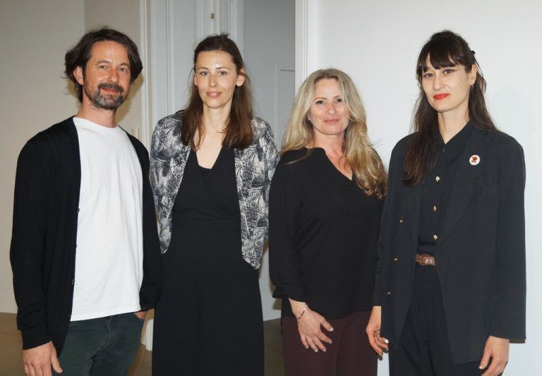 Künstler Pablo Chiereghin, Kuratorin Esther Hladik, Carmen Zanetti (Bildraum Bodensee) und Künstlerin Karin Fisslthaler (v.l.).⇒Ritter (7)