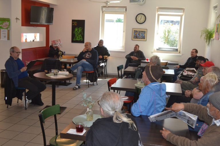 „Lesen entspannt die Seele!“, lautet das Fazit eines Besuchers.⇒Caritas/Kager