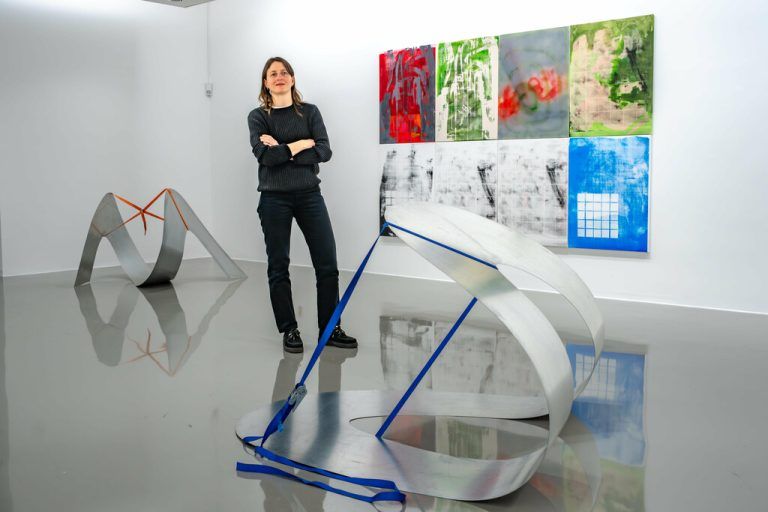 Als Jugendliche kam Chantal Kaufmann für Punk-Konzerte nach Vorarlberg. Jetzt zeigt die Galerie Dock20 in Lustenau Werke der Schweizerin.⇒STIPLOVSEK