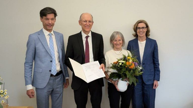 Bertram Metzler.⇒olgi