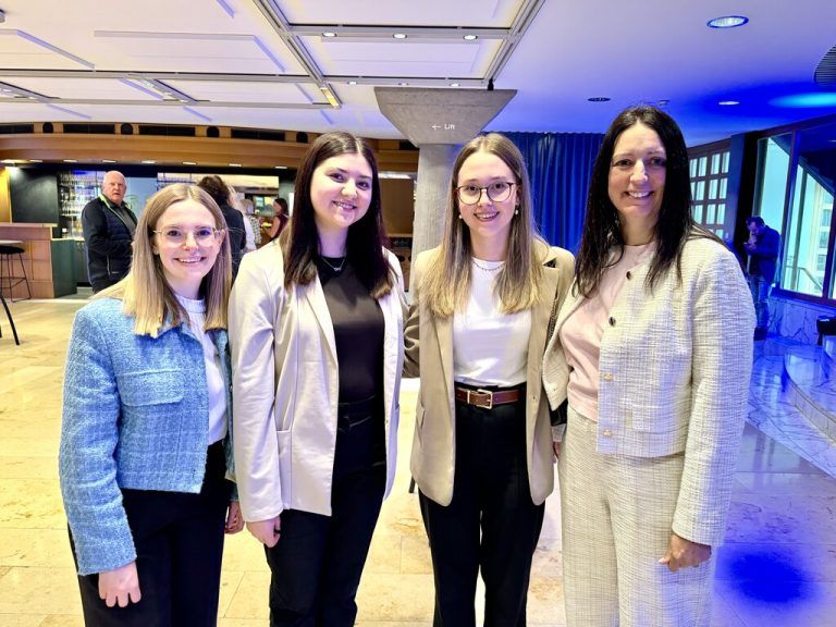 Caterina Lingg, Laura Hämmerle, Christina Pfeifer und Silvia Gobbi.⇒LUTZ (7)