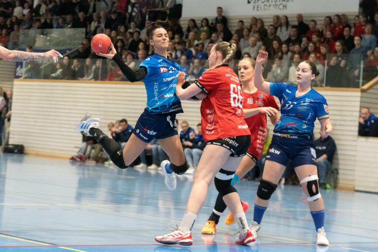 Den Dornbirnerinnen gelang ein 35:27-Heimsieg, Feldkirch (hier beim Derby im März) musste eine 25:40-Niederlage einstecken.⇒Stiplovsek