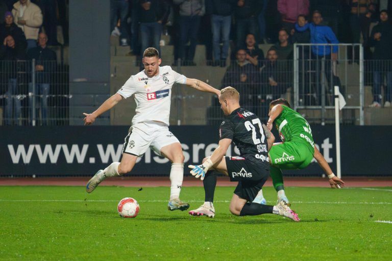 Für Marcel Monsberger (l.) wird es in Kapfenberg der letzte Auftritt im Trikot von SW Bregenz sein. Er wird den Verein verlassen. ⇒Stiplovsek