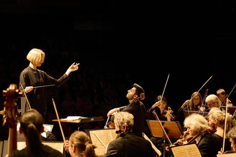 Das Bodenseefestival begeisterte im vergangenen Jahr unter Anderem mit Joana Mallwitz, Cellist Kian Soltani aus Koblach und dem Konzerthausorchester Berlin. ⇒Koehler