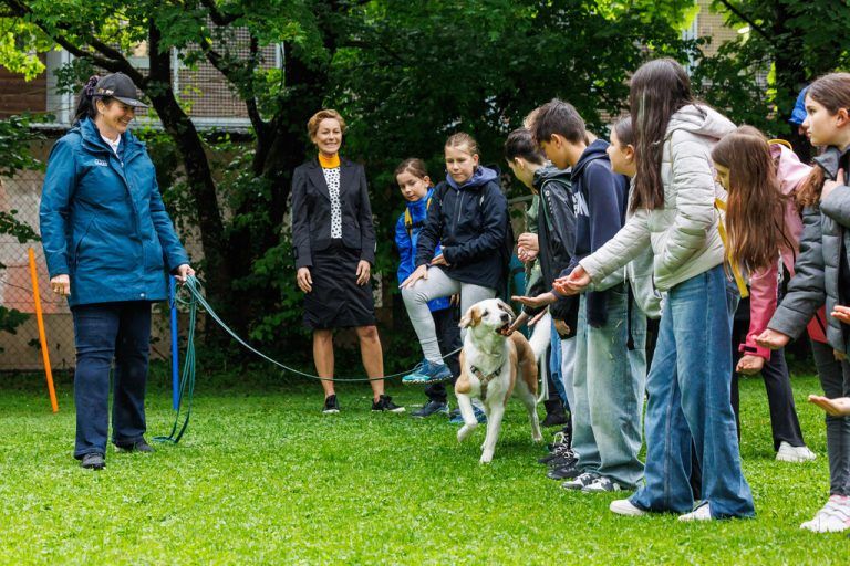 Landesrätin Martina Rüscher besuchte am Donnerstag einen Kurs.⇒VLK/Hofmeister
