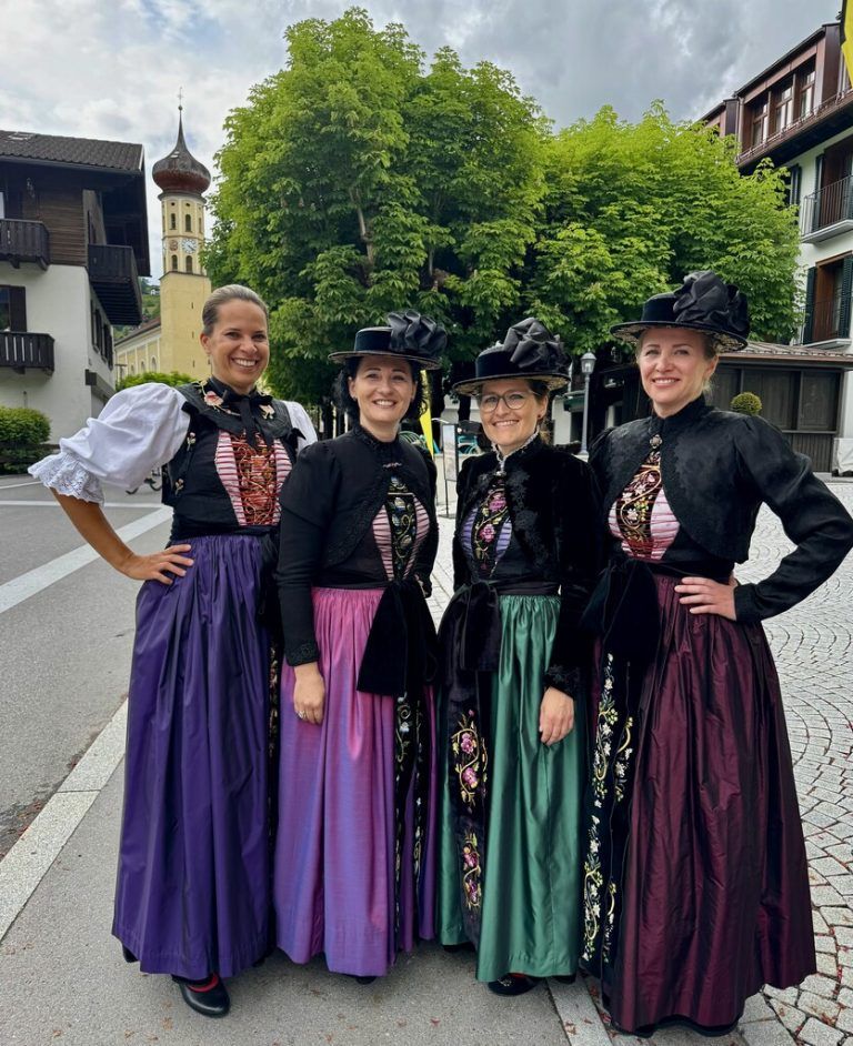Nina Ganahl, Tamara Rudigier, Sabrina Stüttler und Sabine Sandrell.⇒Lutz (7)
