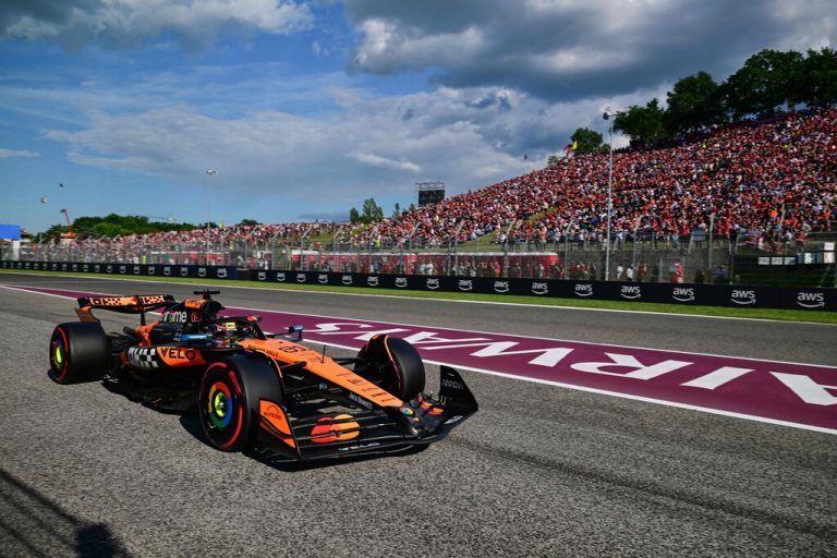 Piastri entschied gegen Verstappen den Qualifying-Krimi für sich.⇒ AFP