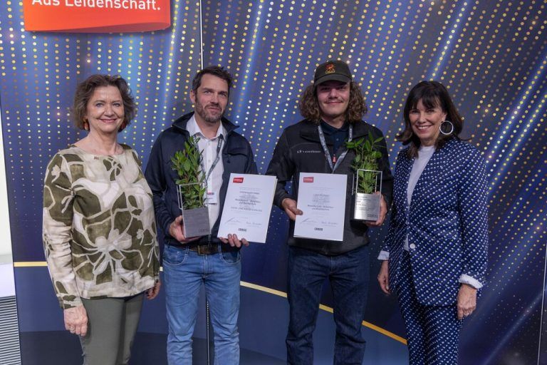Renate Scheichelbauer-Schuster, Karl Giesinger, Laurin Jenny, Martha Schultz.⇒weinwurm