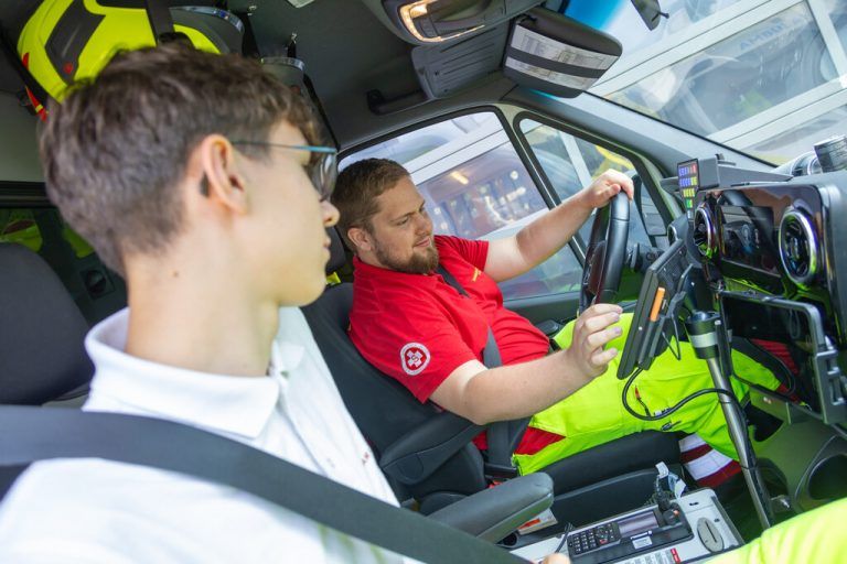 Bereit für den nächsten Einsatz: David Ulrich (r.) und Valentin Prenn.