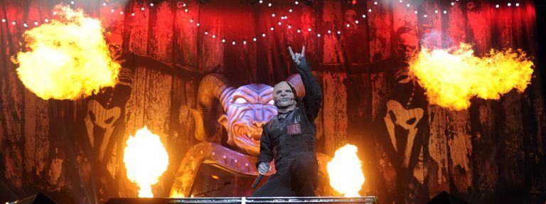 Die Schock-Rocker von Slipknot bei ihrem Auftritt am Nova Rock 2015.⇒APA