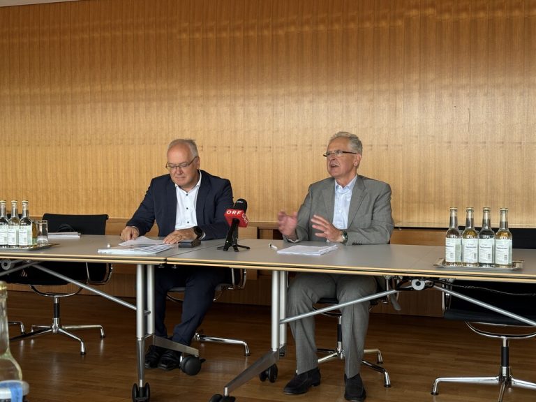 Elmar Hartmann und Christof Germann in Bregenz.⇒MANGARD