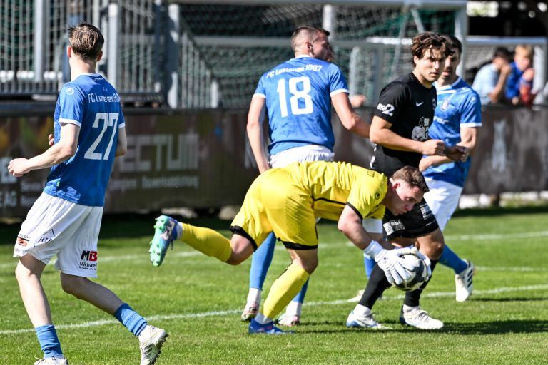 FC Lustenau oder Admira Dornbirn – hier beim letzten Aufeinandertreffen am 10. Mai (2:1 für die Dornbirner). Der Meister der Eliteliga-Saison 2024/25 wird heute ermittelt.⇒Alexandra Serra (2)