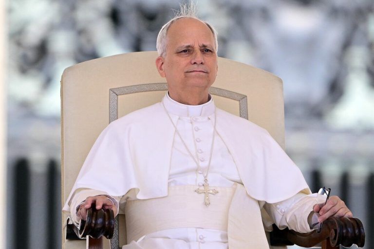 Papst Leo bedankte sich beim Staatssekretariat.⇒APA/AFP/TIZIANA FABI