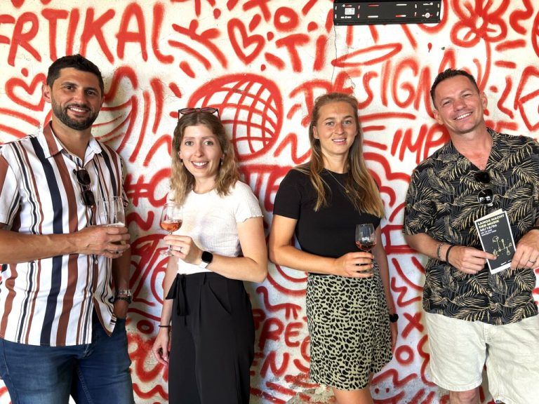 Wirtesprecher Stefan Köb und das Team von Bregenz Tourismus mit Nicole Matt, Tabea Peters und Robert S. Salant.⇒privat (7)
