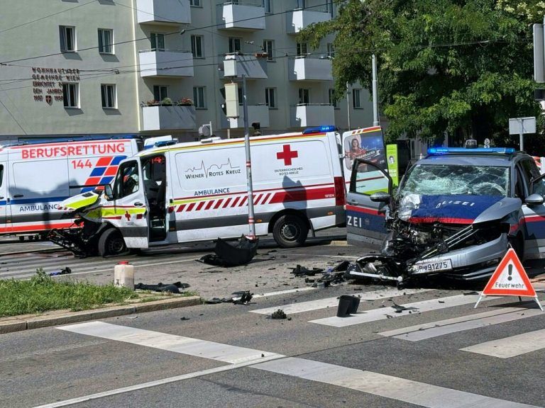 Bei der Kollision wurden sechs Personen teils schwer verletzt.⇒apa