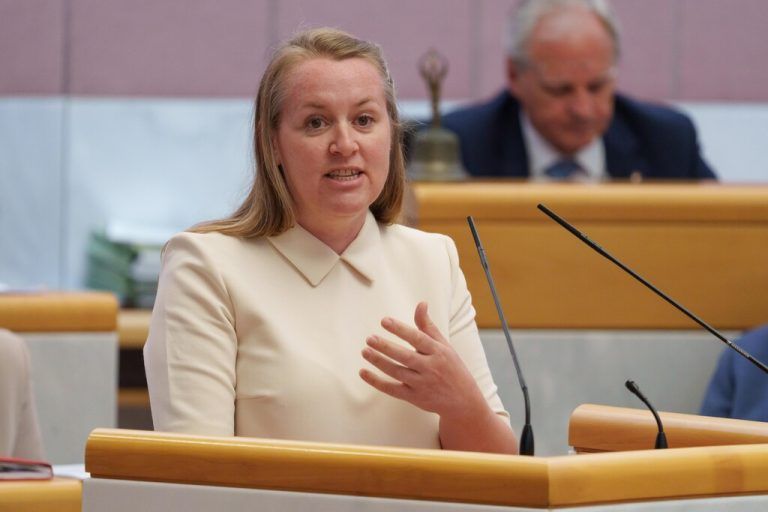 Christine Bösch-Vetter (Grüne).⇒Stiplovsek