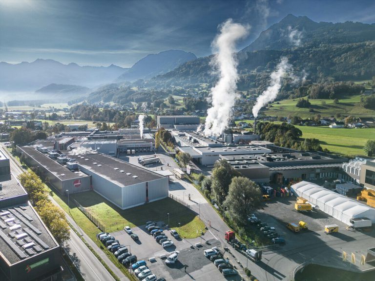 Ein Beispiel für ein besonders langwieriges Genehmigungsverfahren ist das Rondo-Kraftwerk in Frastanz.⇒Hartinger