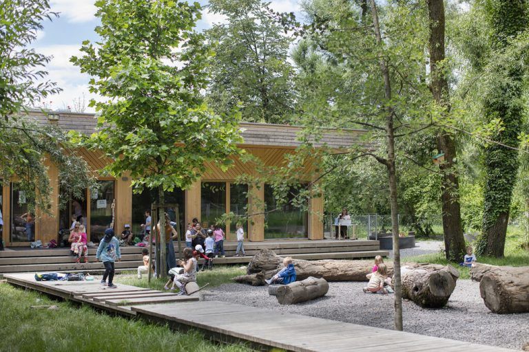 Einen Award gab es für das Freiraumkonzept des Kindergartens Niederbahn samt Hermann-Gmeiner-Park in Dornbirn.Petra RAiner