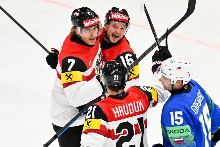 Grenzenloser Jubel bei der Eishockey-WM: Dominic Zwerger im Gespräch über das Turnier, seine Karriere und das Eishockey-Land Vorarlberg.⇒Hartinger, APA