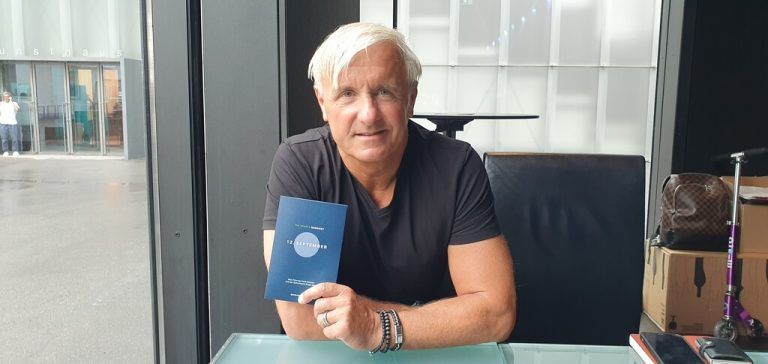 Heinz Fuchsbichler präsentiert die Auftakt-Veranstaltung der Serie „The Sports Mindset“.⇒WPA