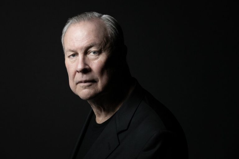 Robert Wilson (1941-2025)⇒JOEL ⇒SAGET / ⇒AFP