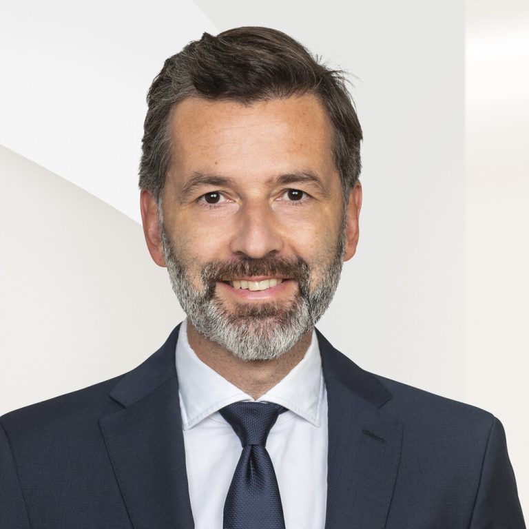 Sven Schäfer. ⇒⇒Engel & Völkers
