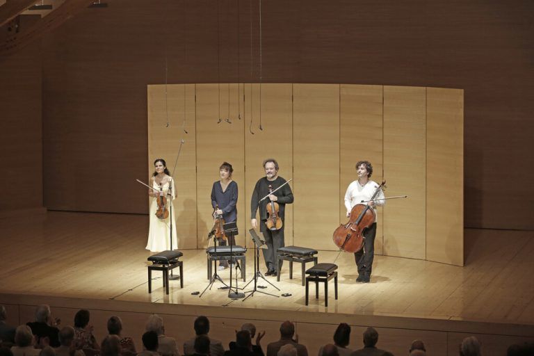 Corina Belcea (l.), Suyeon Kang, Antoine Lederin und Krzysztof Chorzelski. ⇒Schubertiade