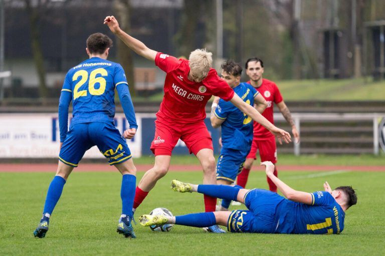 Dornbirn und Hohenems treffen am morgigen Sonntag im RLW-Duell aufeinander. Das letzte Derby am 29. März 2025 ging mit 1:0 an die Geißböcke. ⇒⇒Stiplovsek (2)