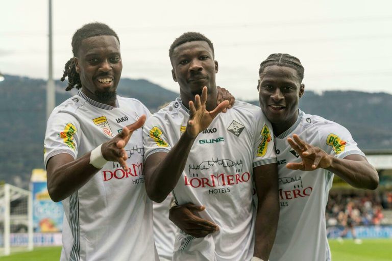 Ein starkes SCRA-Trio: Yann Massombo, Ousmane Diawara und Mohamed Ouedraogo jubeln.APA, GEPA/Lerch